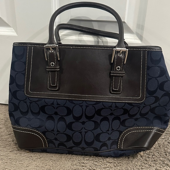 Coach Navy and Brown Shoulder Bag - Picture 1 of 6